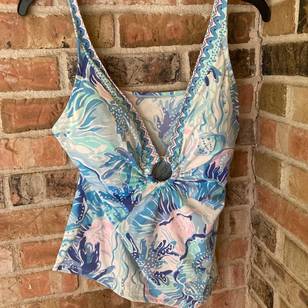 Lilly Pulitzer Size 12 Tankini Swim top